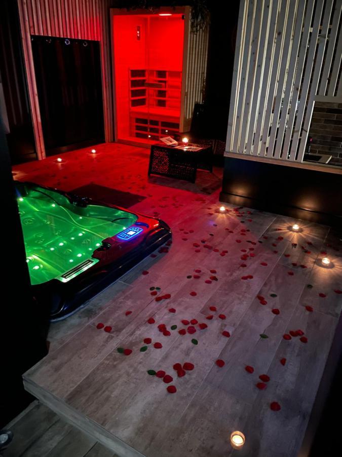 La Suite Grenoble Spa Jacuzzi Et Sauna Privatif Exteriér fotografie